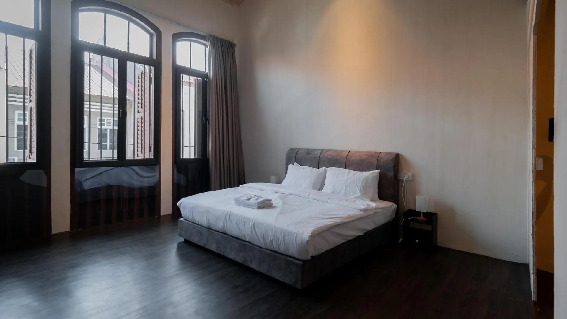 Guest house Melayu Villa By Aayu - 10 Mins Walk To 1St Avenue Mall George Town Malaysia